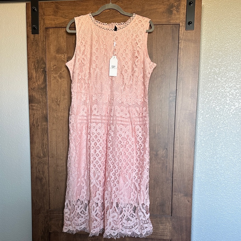 Elegant Pink Lace Dress